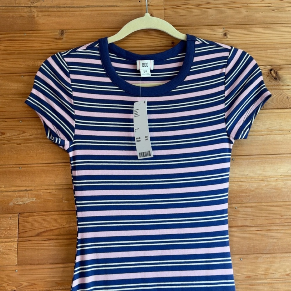 New BDG T-Shirt Midi Dress - Picture 5 of 15
